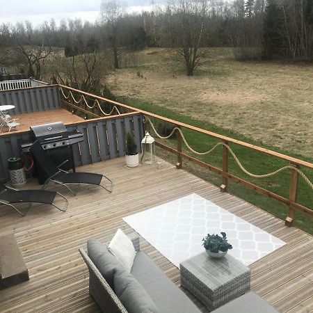 Tyylikaes Rivitaloasunto Lohjalla 外观 照片