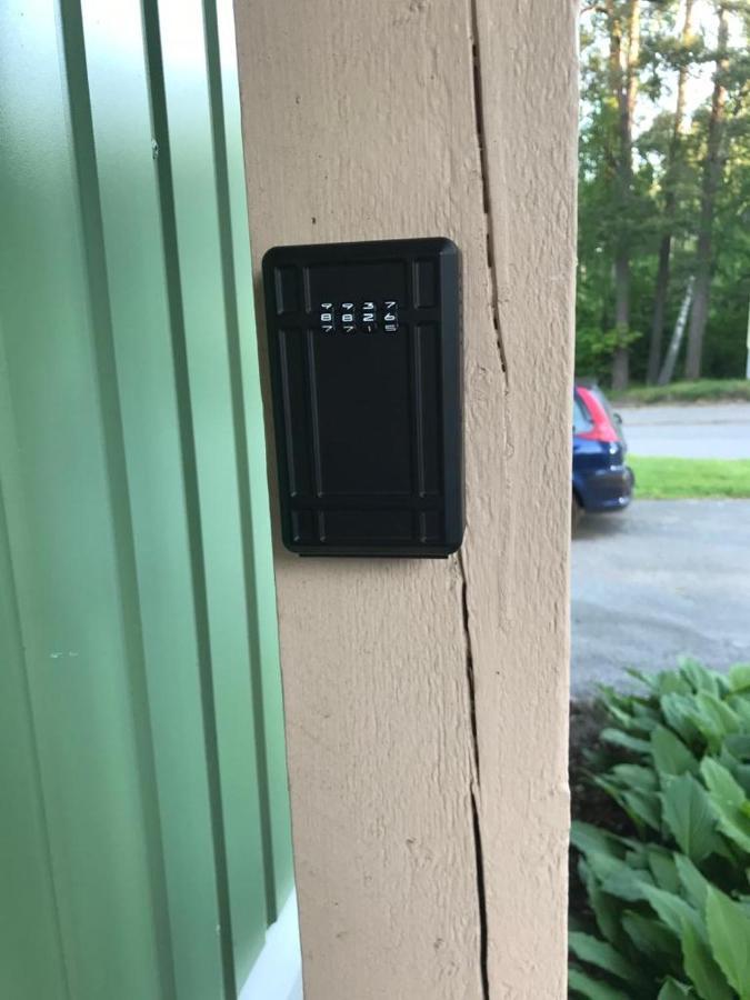 Tyylikaes Rivitaloasunto Lohjalla 外观 照片