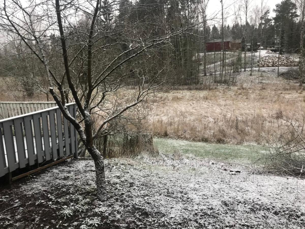 Tyylikaes Rivitaloasunto Lohjalla 外观 照片